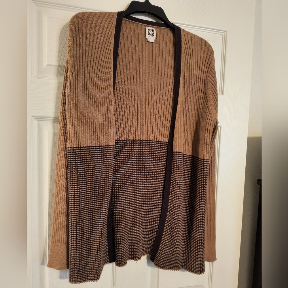 Beautiful Two Toned Cardigan